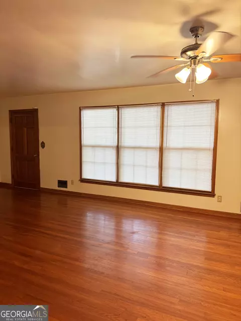 Living - 6576 Randall Mark Dr, Morrow, GA 30260 photo 1 of 3