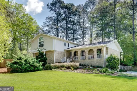 1631 Manhasset Dr, Atlanta, GA 30338