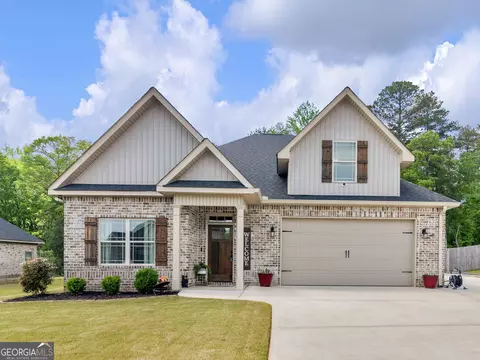 497 Barbara Ct, Forsyth, GA 31029