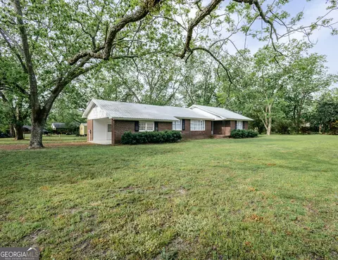 15 Dodson Dr, Enigma, GA 31749