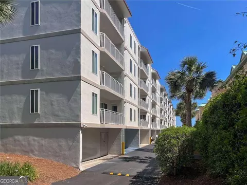 1440 Ocean Blvd #136, St. Simons, GA 31522