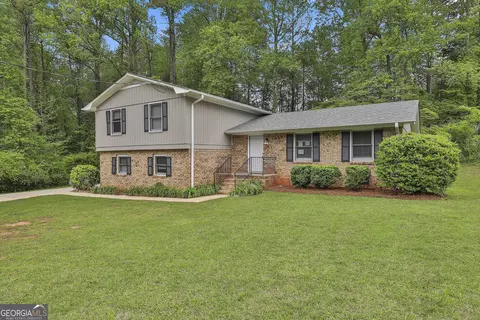 269 Malone Cir, Fairburn, GA 30213
