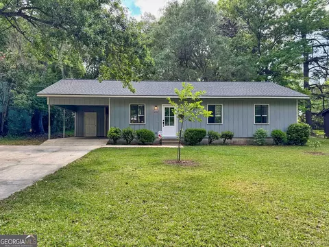 416 Tanglewood Dr, Thomasville, GA 31792