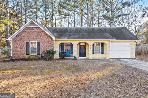 812 Bartow Ct, Riverdale, GA 30274