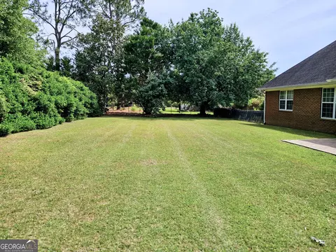 Exterior - 911 Pointer Rd, Statesboro, GA 30461 photo 4 of 6