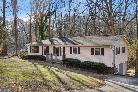 409 Katherine Ln, Woodstock, GA 30189