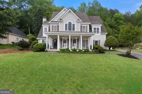 1827 Shaker Falls Ln, Lawrenceville, GA 30045