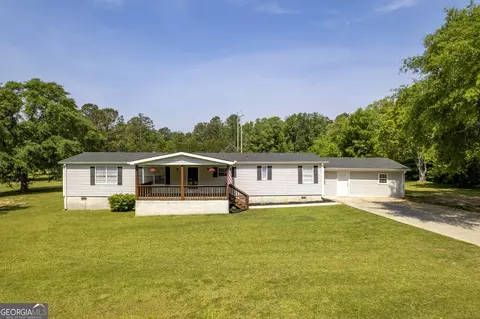 3235 Moody Rd, Bonaire, GA 31005
