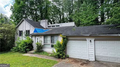 1060 S Millard Way, Stone Mountain, GA 30088