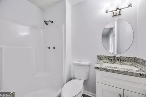 Bath - 6801 Red Maple Dr, Rex, GA 30273 photo 2 of 2