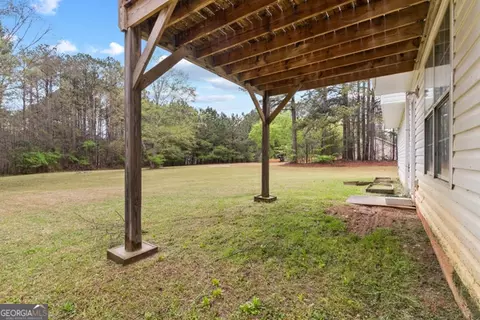 Exterior - 470 Old Griffin Rd, Hampton, GA 30228 photo 4 of 5