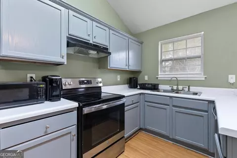 Kitchen - 470 Old Griffin Rd, Hampton, GA 30228 photo 1 of 1