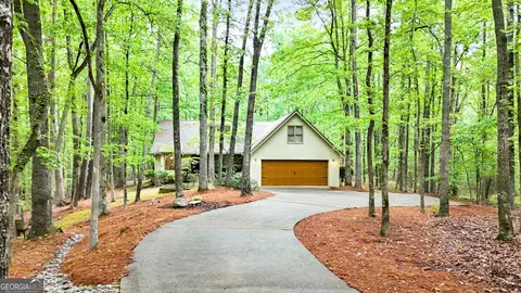 145 Flat Creek Ct, Fayetteville, GA 30214
