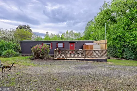 3251 Holland Dr, Hiawassee, GA 30546