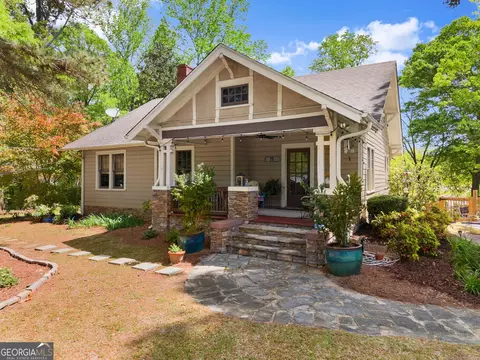19 Oak Creek Cir, Toccoa, GA 30577