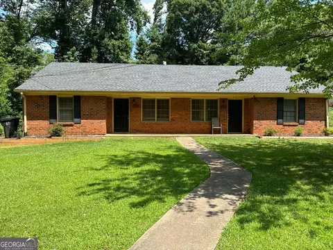 717 Jackson Park Ln, Suwanee, GA 30024