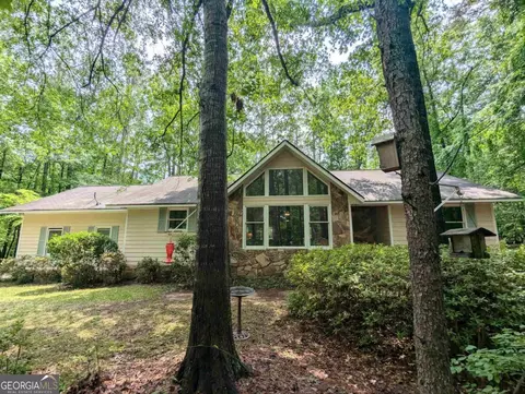 1141 Apalachee Woods Dr, Buckhead, GA 30625