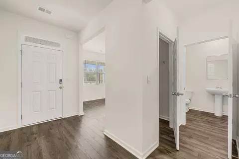 Entry Way - 146 Oakchase Park Ln, Hampton, GA 30228 photo 5 of 6