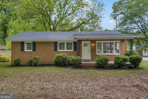 160 Jordan St, Royston, GA 30662