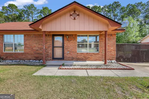 1467 Enterprise Dr, Hinesville, GA 31313