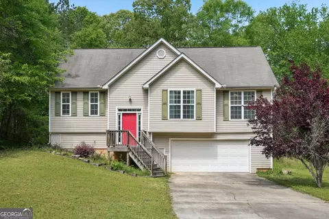 140 Spring Cir, Senoia, GA 30276