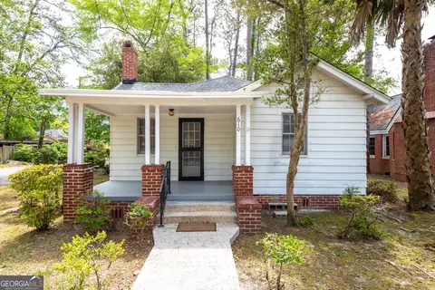 610 Holly St, Waycross, GA 31501