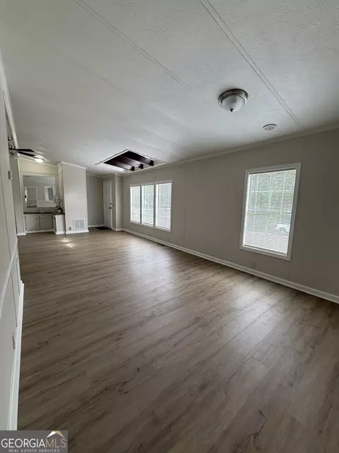 425 Varner St, Covington, GA 30016 photo 8