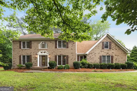100 Hartford Pl, Fayetteville, GA 30214