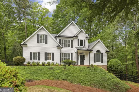 115 Beringer Ct, Alpharetta, GA 30004
