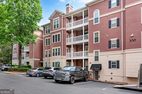 324 Ashford Cir, Atlanta, GA 30338
