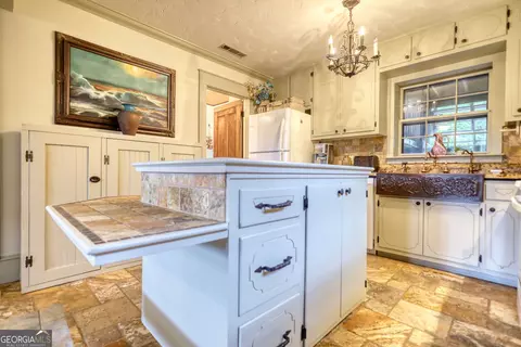 Kitchen - 249 Birch Ln, Toccoa, GA 30577 photo 1 of 3