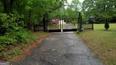 Exterior - 249 Birch Ln, Toccoa, GA 30577 photo 5 of 14