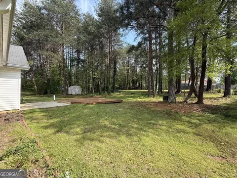 Exterior - 130 Elm St, Hampton, GA 30228 photo 6 of 7