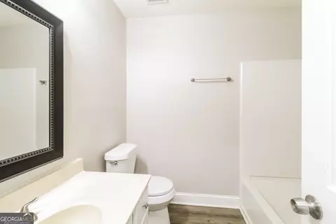 Bath - 121 Crestwood Ct, Hampton, GA 30228 photo 1 of 2