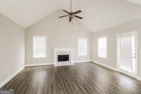 Living - 121 Crestwood Ct, Hampton, GA 30228 photo 1 of 3