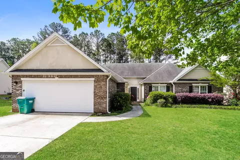 121 Crestwood Ct, Hampton, GA 30228