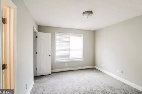 Bedroom - 121 Crestwood Ct, Hampton, GA 30228 photo 5 of 6