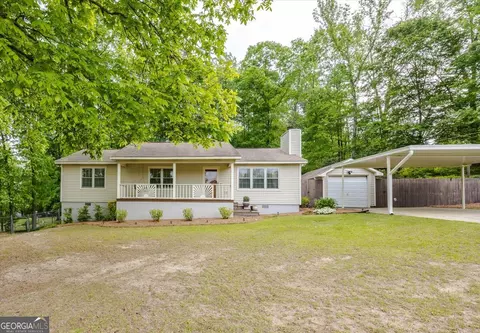 477 Chapman Rd, Macon, GA 31211