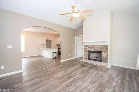 Living - 161 Edgemont Ct, Lagrange, GA 30240 photo 1 of 3