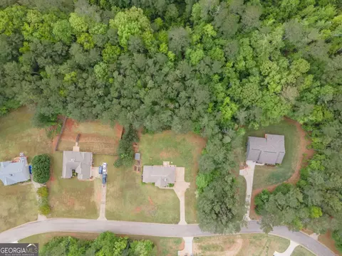 View/Area - 161 Edgemont Ct, Lagrange, GA 30240 photo 2 of 3