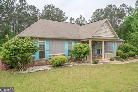 Exterior - 161 Edgemont Ct, Lagrange, GA 30240 photo 2 of 10
