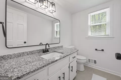 Bath - 3717 Birchbriar Ct, Decatur, GA 30034 photo 1 of 2