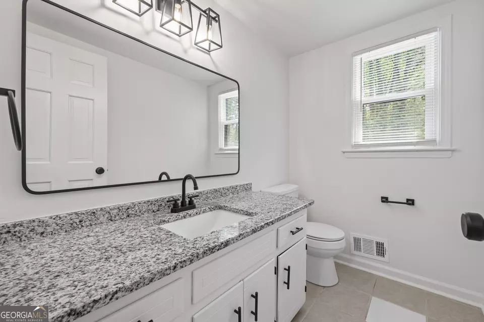 Bath - 3717 Birchbriar Ct, Decatur, GA 30034 photo 1 of 2