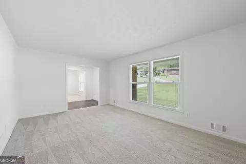 Living - 3717 Birchbriar Ct, Decatur, GA 30034 photo 1 of 6