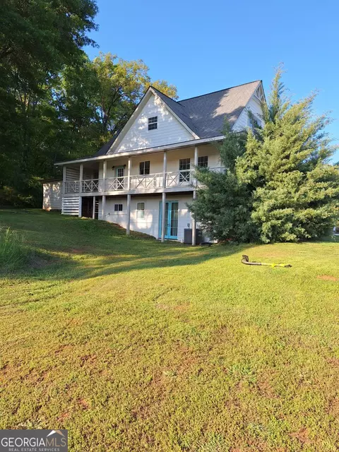 415 Middle Fork Ln, Carnesville, GA 30521 photo 2