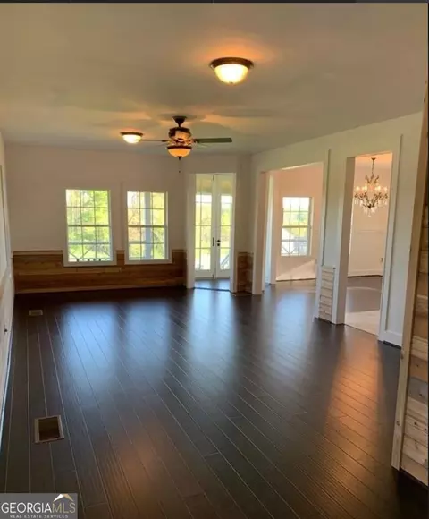 415 Middle Fork Ln, Carnesville, GA 30521 photo 5
