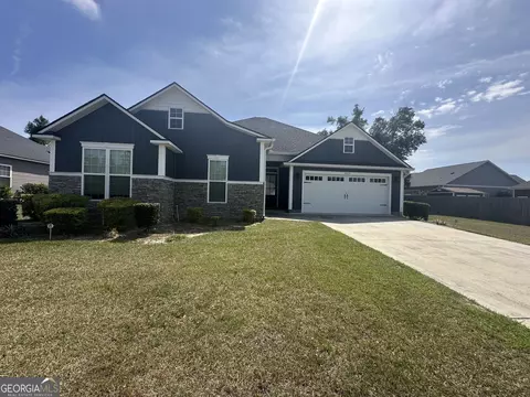 4015 Hawthorne Dr, Valdosta, GA 31605