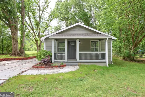 938 Motley St, Lagrange, GA 30241