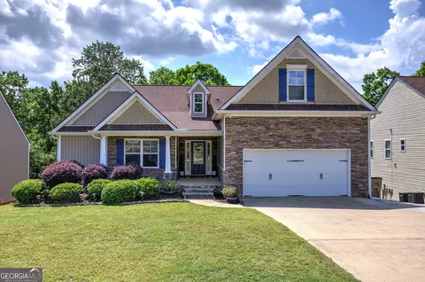 5541 Mulberry Preserve Dr, Flowery Branch, GA 30542