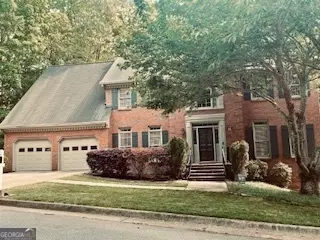 2355 Twelvestones Dr, Roswell, GA 30076